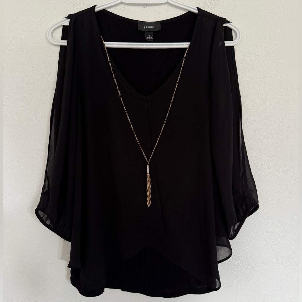 Medium Elegant Black Women's Top